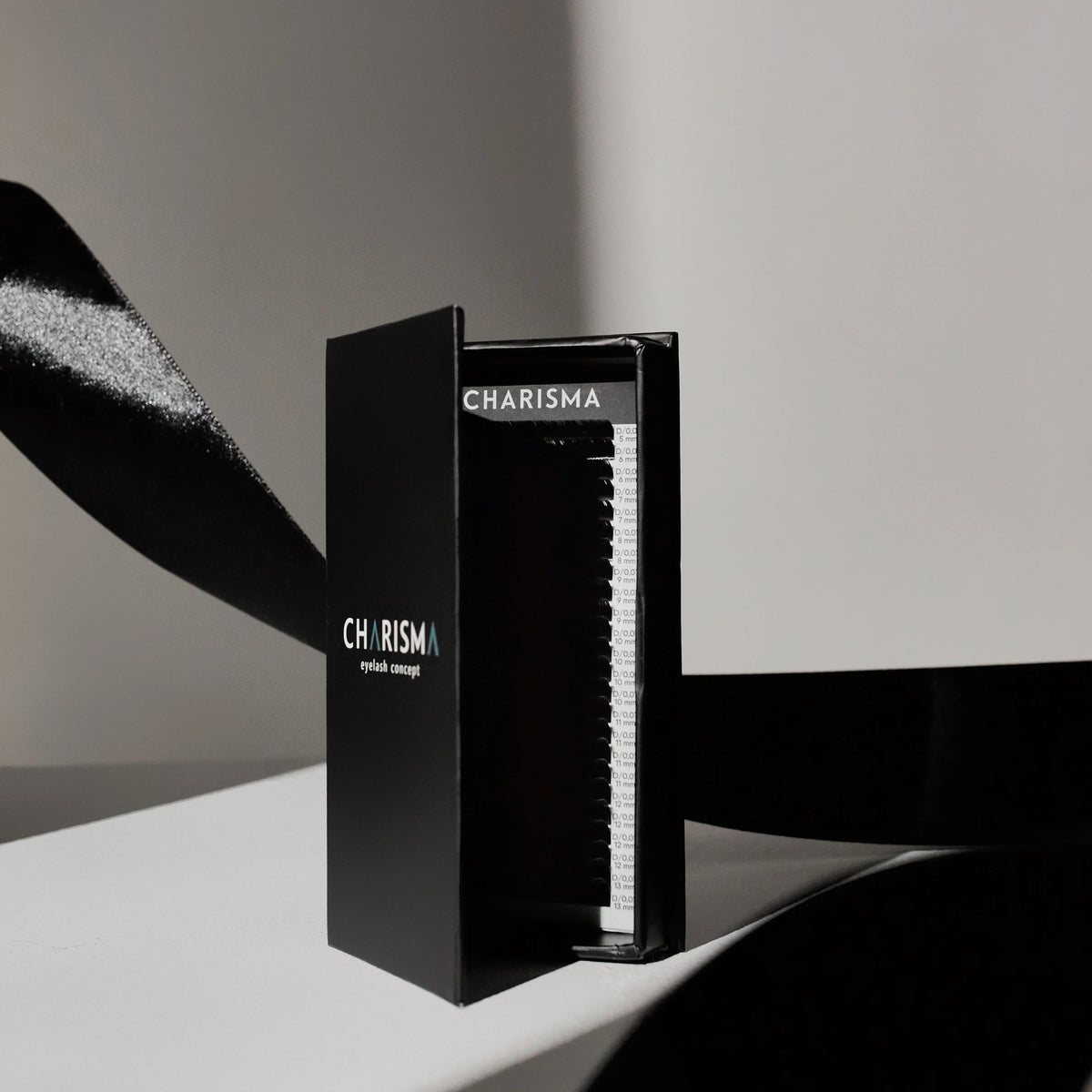 PESTANAS BLACK - ICONIC 24 lines